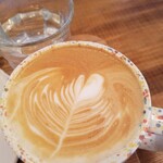 shimaji coffee roasters - hot latte