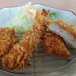 駅前食堂 とみ田 - 