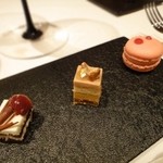 レストラン ラ フィネス - 小菓子①