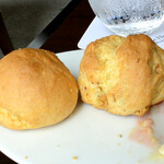 カフェアロンジ - スコーンおかわり