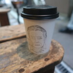 マヌコーヒー - コーヒー到着