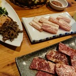 韓国家庭料理 炭火焼肉 しんちゃん - 