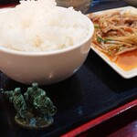 Fukutai Shuka - ニラレバ定食809円　おかわり１回目