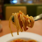 Torattoria Botte - バジルとモッツアレラチーズのスパゲッティーリフトアップ