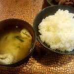 ご飯、味噌汁