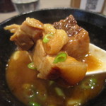 つけ麺 五ノ神製作所 - お肉は、2種類入っているみたいですね。