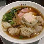 らーめん 鉢ノ葦葉 - 醤油ちゃーしゅーわんたん麺