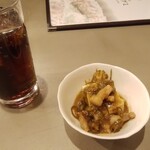 炊き肉専門店 北のメグミ - コーラとお通し