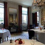 L'AMBROISIE - 店内