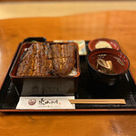 炭火焼うなぎ 東山物産 - 上重