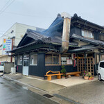 炭火焼うなぎ 東山物産 - 外観
