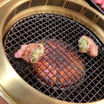 Yakiniku Horumon Sansuien - 