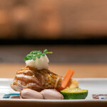 座屋 - 地物ノドグロ仁淀山椒焼き 辛味大根 地物シークワーサー 生落花生 次郎柿セモリナ粉揚げ胡桃味噌 室戸西山きんとき芋