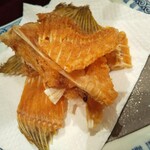 かもめ食堂 - 骨せんべい