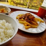 Tsukuba Uchuusenta Shain Shokudou - 豚肉とじゃが芋の味噌炒め