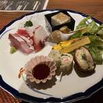 てっぱんびすとろ 小鳥遊 - 