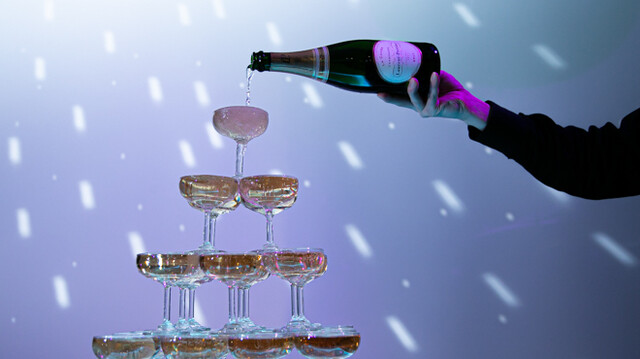 ENTERTAINMENT SOUND BAR 111