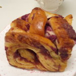 Cafe & Bakery VERITA - 紫芋ブレット