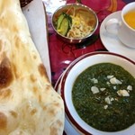 シタル 西荻窪店 - 日替わりランチのホウレンソウとマトンのカレー