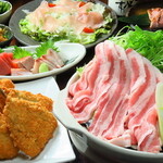 Izakaya Nomiya Kabuto - もち豚の正油鍋コース4,000円