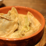 餃子とスパークリング バブルス - ウマーベラス