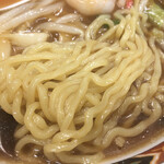 中華食堂 一番館 - 麺アップ