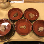 出羽屋 - アカヤマドリや山伏茸　人形茸など