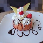 ケララ - アップルリングケーキ500円(税別)