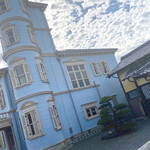 THE FUNATSUYA - 4層の塔屋をもち和洋の様式が調和した明治・大正期を代表する貴重な文化遺産です。二階までは上がれます