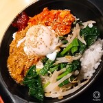 Kaori Dorishubou Toriya - ランチ週替わりメニュー　香鶏のビビン丼　数量限定　アップ
