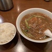 全家福 新館 - 