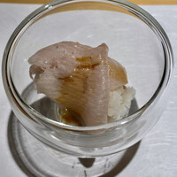 鮨 弁慶 海 - 寒ブリと辛味大根