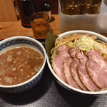 つけ麺　秋山 - 大盛肉つけ麺¥1150