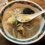 特麺コツ一丁ラーメン - ラーメン 麺半分 ニンニクあり チャーシュー抜き
