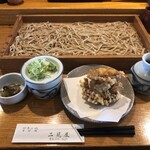 四季の味そば処 二見屋 - げそ天大板そば