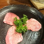 炭火焼肉 やまもと - 