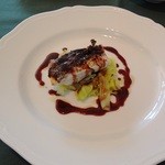 Trattoria La Luce - 4月8日　鱸のポワレ赤ワインソース