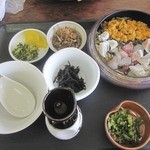 Maruken Suisan - ひつまぶし風定食