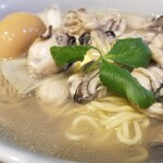 塩そば専門店 桑ばら - 地御前産牡蠣の塩そば