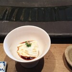 寿司　まつばら - 俎板皿  渋い！