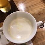 創作キッチン たけなわ - お通しのシジミスープ