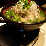 今からサムゲタンに火が入ります！