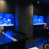 キュイジーヌ 福の舞 北新地店 - 水族館みたいなお部屋☆彡♪( ´▽｀)