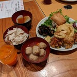 埼玉を味わう居酒屋 煉 - 私の惣菜バイキングの１回戦