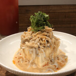 創作麺工房 鳴龍 - 「しらす冷やっこ」300円