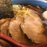 中華そば 螢 - 味玉焼豚そば。
            旨し。