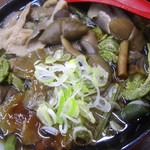 こころ食堂 - 平家そば（山菜・きのこがたっぷり！）