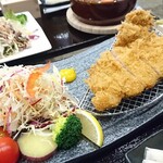 金凰亭 - うつくしまエゴマ豚のとんかつ定食