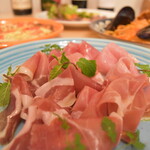 地中海料理と美味しいお酒 テンバル