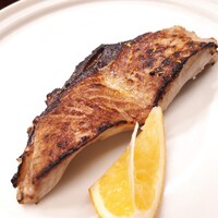 赤坂 菊乃井 - 塩鰤の酒焼  辛味大根  土佐醤油